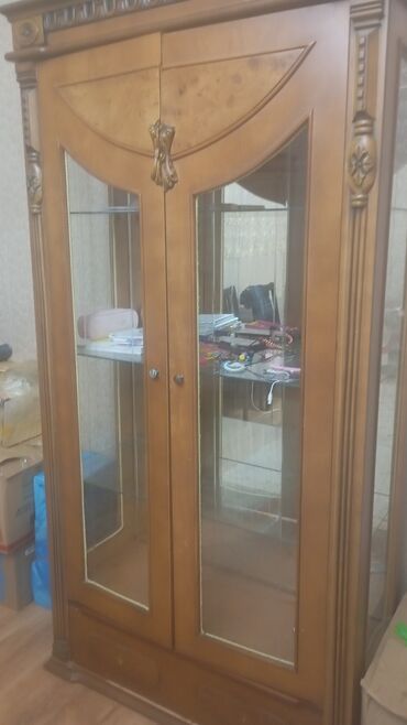 mebek: İşlənmiş, Açılan, 2 qapılı Düz dolab, Servant