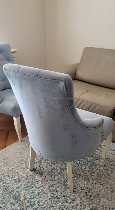 Sofe i kaučevi: Simpo trosed u kozi, ocuvan bez ostecenja, dim. 210*90cm i dve stolice — 12