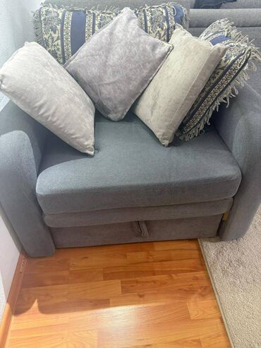 кровати полуторки фото: Кресло-кровать, Б/у, Односпальный, Самовывоз, Платная доставка, цвет - Серый