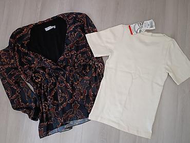 laura biagiotti roma: Set od 2 ženska gornja dela 1) Bluza sa cvetnim dezenom - Brend: New — 1