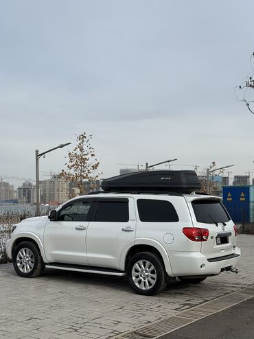 Toyota: Toyota Sequoia: 2011 г., 5.7 л, Автомат, Бензин, Внедорожник — 10