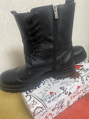 Ботинки: Обувь женская кожаная, кроме белых кроссовок. Все в идеальном — 6