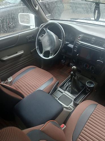 offroad maşınlar: Nissan Patrol: 4.2 l | 1998 il Ofrouder/SUV — 3