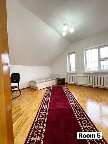 Долгосрочная аренда домов: 200 м², 5 комнат — 11