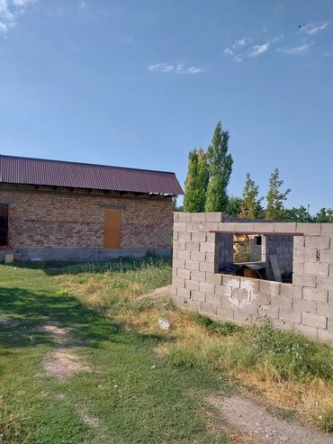 аренда дома новопокровка: Сатам Имарат, 4 кв. м