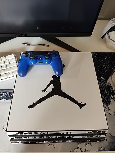 Video oyunlar və konsollar: PS4 Pro 1TB əla vəziyyətdədir cızığı yoxdur Proşivkalıdır – istənilən — 1