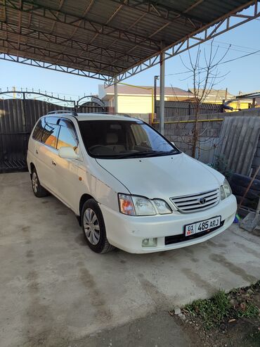 Toyota: Toyota Gaia: 1999 г., 2 л, Автомат, Бензин, Минивэн