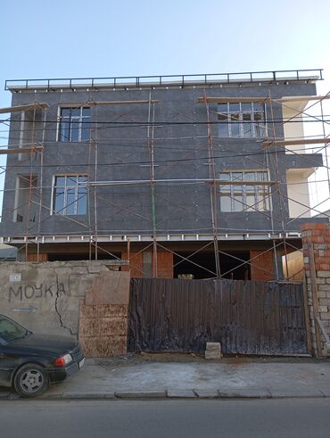 Naveslər, markizlər: Metal konstruksiyalı, yığılmış örtük. Həyətdə və ya bağda avtomobil — 7