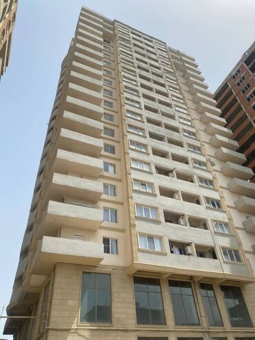 Yeni tikili: 4 otaqlı, Yeni tikili, m. Xalqlar Dostluğu, 131 kv. m — 1