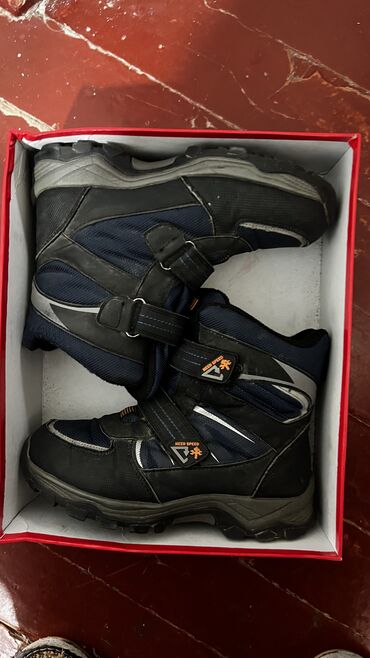 Другая мужская обувь: Разные ботинки каждая — 1