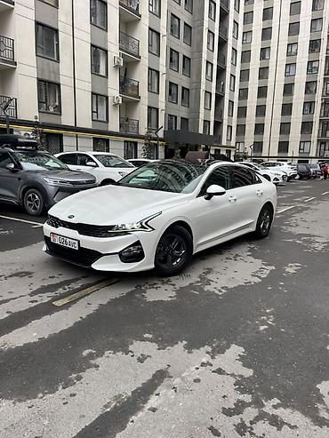 14 175 65: Kia K5: 2021 г., 2 л, Газ, Седан — 1