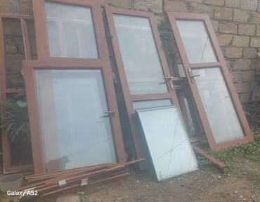 Ağcaqanad torları: İşlənmiş İkiqat şüşə paketi Plastik pəncərə, Еni: 1 sm, Uzunluğu: 2 sm, Ödənişli quraşdırma