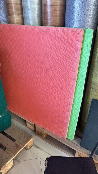 Kovrolin: 🎨 Bağçalar üçün rəngarəng kovralitlər və peşəkar montaj xidməti! 👶 — 2