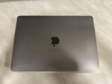 Apple MacBook: Apple MacBook Air – Space Gray - Modell: MacBook Air (armud loqolu — 2