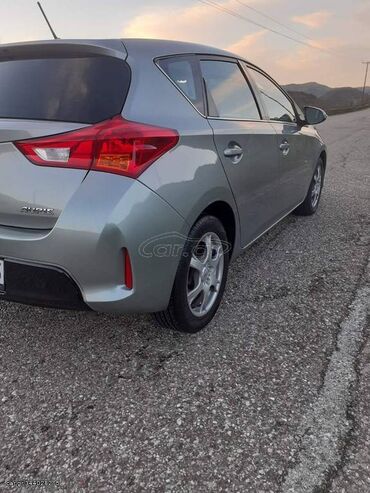 Toyota: Toyota Auris: 1.4 l. | 2013 έ. Λιμουζίνα — 21