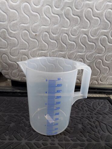 Digər qab-qacaq və mətbəx ləvazimatları: Ölçü qrafinləri dəsti – şəffaf plastik, tutacaqlı və tökmə ağızlı - — 11