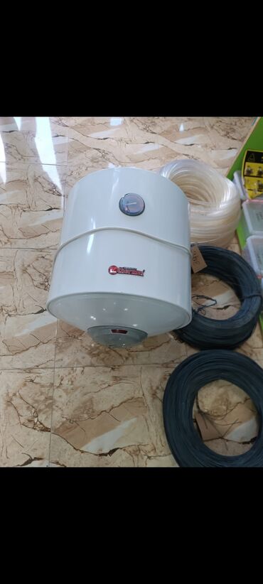 honor p 50: Ariston 50 l