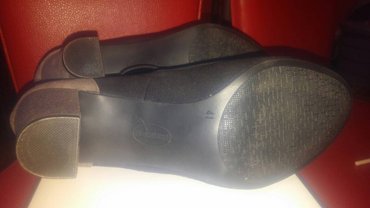 Salonke: Salonke, Graceland, 41 — 7