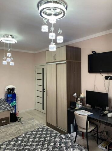 Батирлерди сатуу: 5 жана андан көп, 100 кв. м, 105-серия, 2 кабат, Косметикалык ремонт