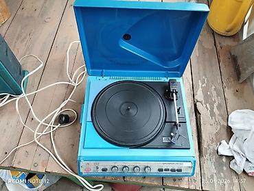 Другая аудиотехника: Проигрыватель с колонками Электрофон стерео "ШКОЛЬНЫЙ ЭФ- 302С-1" — 2