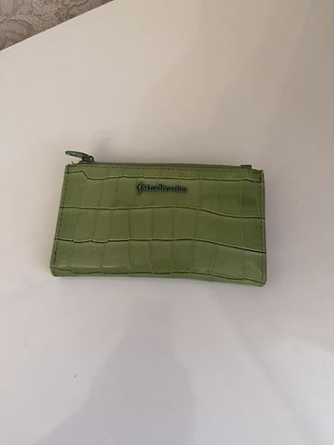 Portmone, pulqabıları: Stradivarius qadın pulqabısı – açıq yaşıl rəngdə, timsah naxışlı — 1