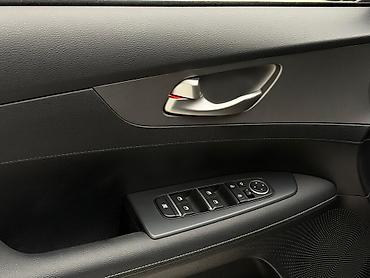 Kia: Kia K3: 2019 г., 1.6 л, Вариатор, Бензин, Седан — 14