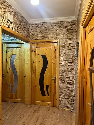 orbita mtk neftciler: Gəncə şəhəri 1 ci mikrorayon bina 8 orta blok, təmirli, üç otaqlı — 2