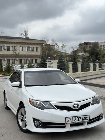 Toyota: Toyota Camry: 2012 г., 2.5 л, Автомат, Бензин, Седан