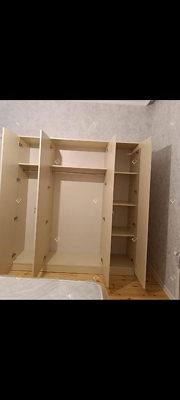 yataq dolab: Geniş güzgülü paltar şkafı - Ölçü: 200×160×47 sm - Rəng: krem, qızılı — 2