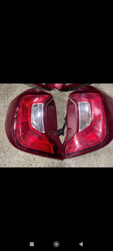 купить кожаные сиденья для авто бу: Багажниктин Kia, 2018 г., Колдонулган, Оригинал