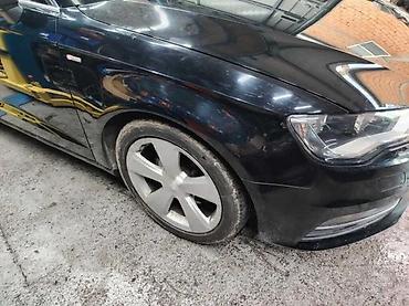 Car Body Parts: Audi a3 8v krilo desno kod boje LY9B . Audi a3 8v krilo desno kod boje — 2