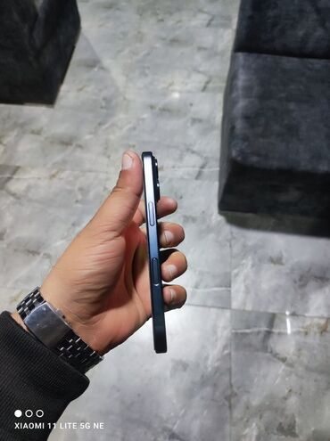 Apple iPhone: IPhone 16, 128 GB — 9