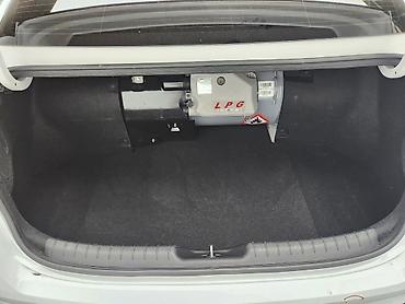 Hyundai: Hyundai Avante: 2022 г., Автомат, Бензин, Седан — 15