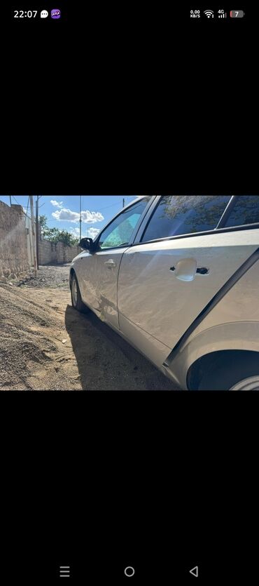 Opel: Opel Astra: 1.4 l | 2007 il 198639 km Sedan — 15