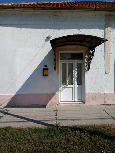 Dugoročni najam stanova: 3 sobe na lalafo.rs — 4 Dugoročni najam stanova: 3 sobe — 4