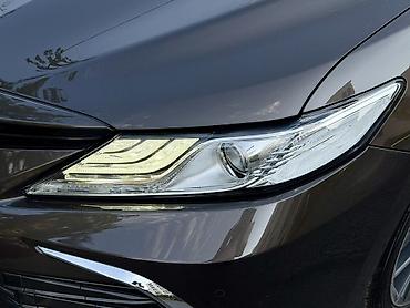 voxy noah: Toyota Camry: 2022 г., 2.5 л, Автомат, Гибрид, Седан — 7