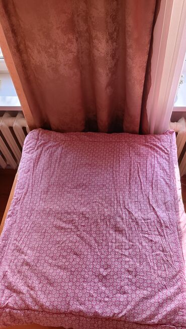 одеяло байковое детское: Детское одеяло(106х90 120с)+матрас для кровати(66х106х5 220с)+