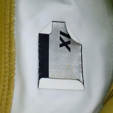 Majice: Dres real madrid, vel. Xl marka: real madrid veličina: xl materijal — 10