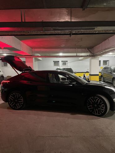 Zeekr: Zeekr 001: | 2023 г. Хэтчбэк — 10