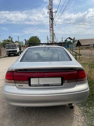 Mazda: Mazda 626: 1992 г., 0.2 л, Механика, Седан — 2