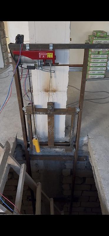 lövhə şəkilləri: Məhsul: Elektriklə işləyən mini yükgötürən/lift platforması — 5