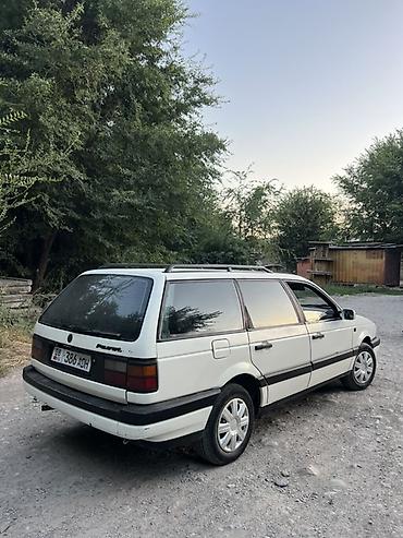 variant: Volkswagen Passat Variant: 1989 г., Механика, Бензин, Универсал — 4