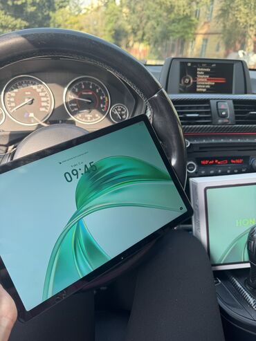 Аксессуары для ПК: Honor pad x8a satılır ideal veziyyetde 2-3 aydı alınıb . İşlemeyinde