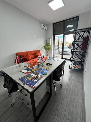 Продажа офисов: Продажа офисов 25 м², С ремонтом, С мебелью, Многоэтажное здание, 1 этаж — 15