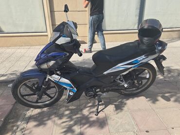 турбо аз трактор: Moped/motosiklet – sport üslubunda şəhər üçün ideal model - Rəng