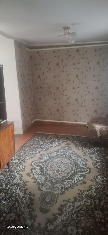 3 room: Сдаётся дом с отдельной кухней и тримя комнатами. Планировка: - — 10