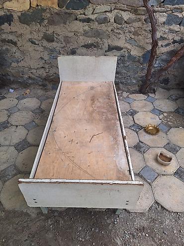 tek yataq: İşlənmiş, Təknəfərlik çarpayı, Bazasız, Matrassız, Siyirməsiz, Azərbaycan — 5