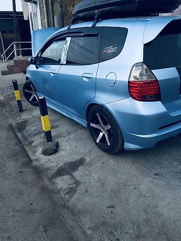 хонда сеерви: Honda Fit: 2003 г., 1.5 л, Автомат, Бензин, Хэтчбэк — 3