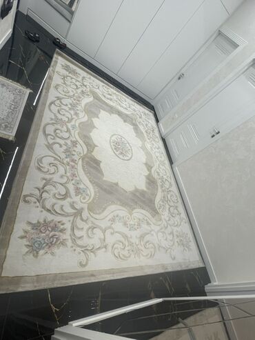 Другие напольные покрытия: Məhsul: Xalça – Golden Home Carpet (Türkiyə) Ölçüsü: 3.50x2.50 Temiz
