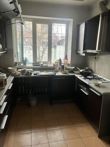 Продажа домов: Дом, 204 м², 4 комнаты, Агентство недвижимости, Косметический ремонт — 5